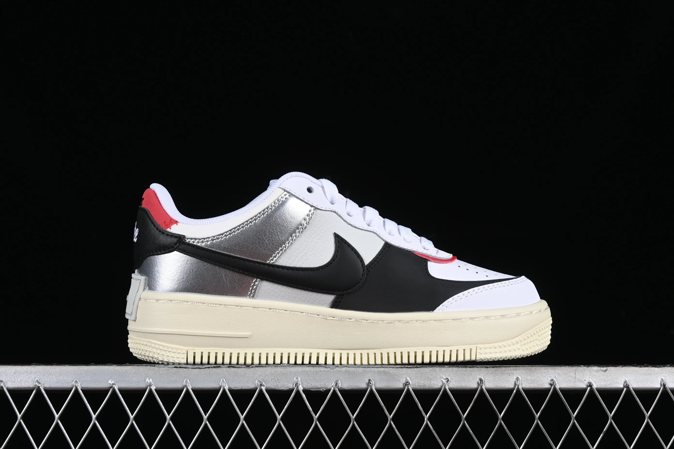All Categories Nk Air Force 1 Air Force Series Nk Air Force 1 Shadow Air Force Lightweight Increase Nk Air Force 1 Shadow Air Force One Lightweight Increase Low-top Versatile Sneakers FN6335-100